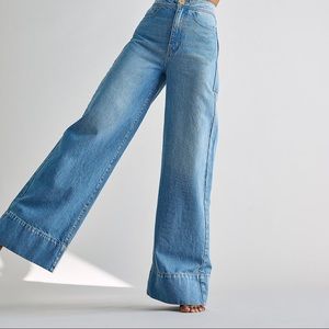 Wide leg jeans